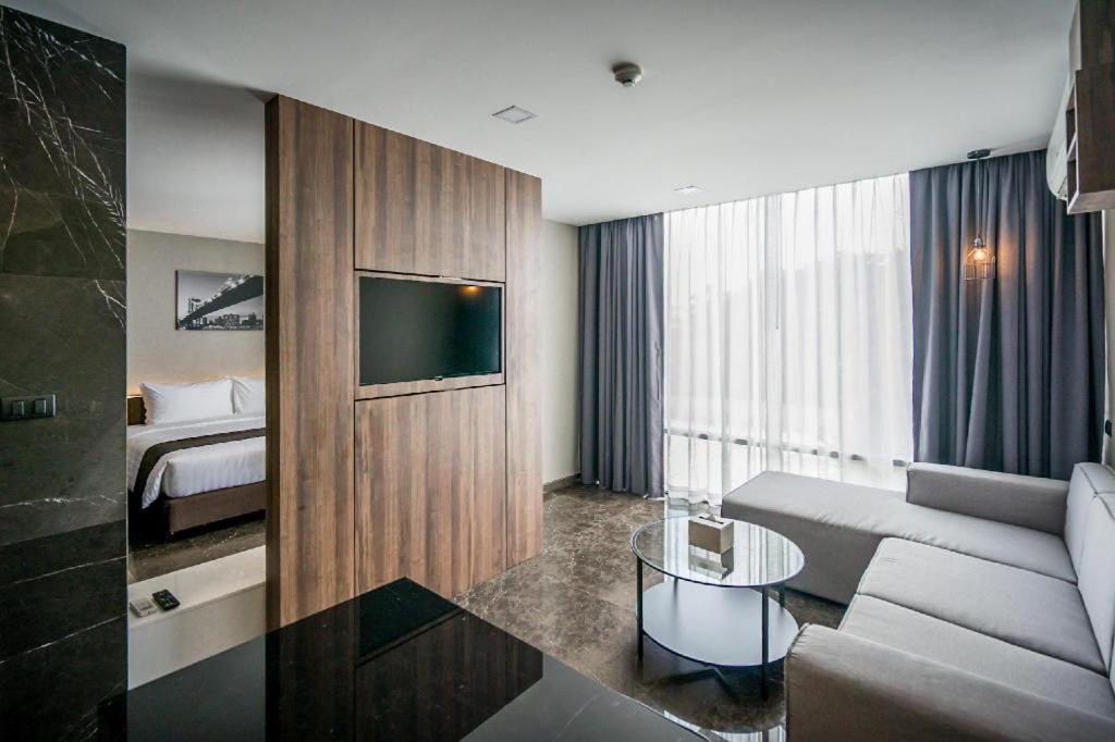 Onix Hotel Bangkok Extérieur photo