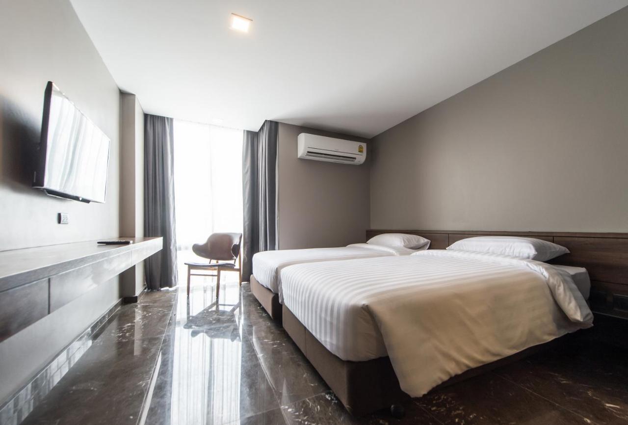 Onix Hotel Bangkok Extérieur photo