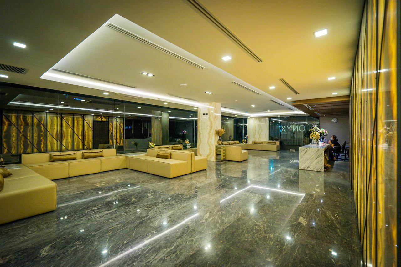 Onix Hotel Bangkok Extérieur photo